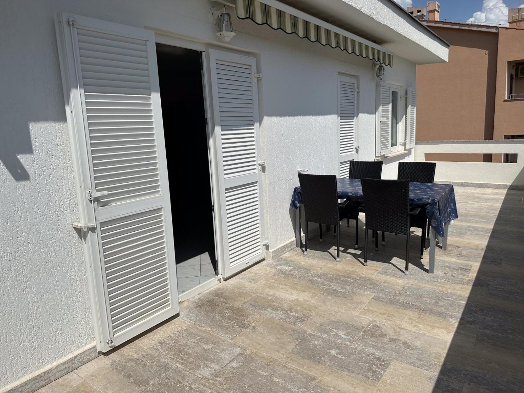 Barica Apartment *